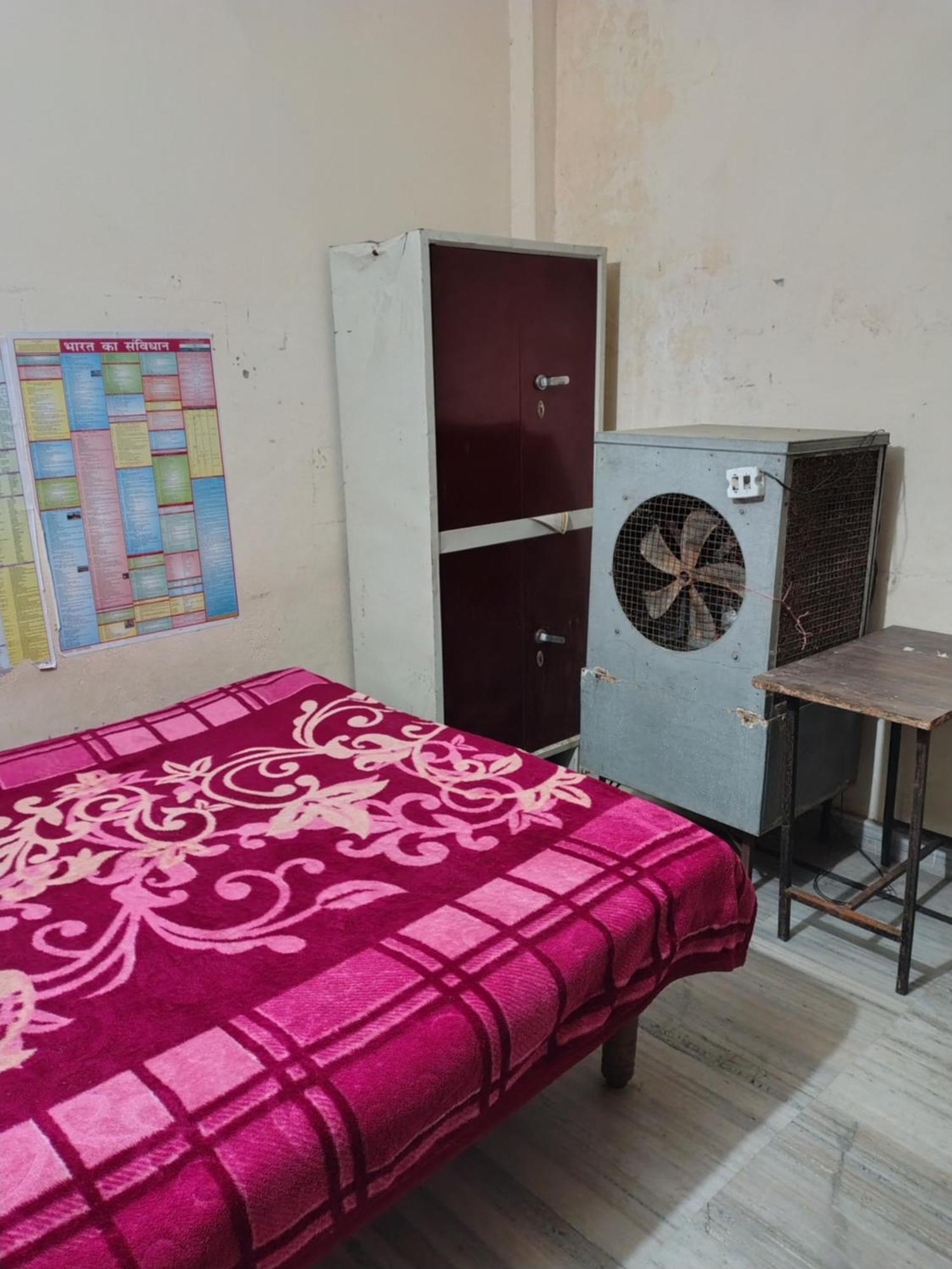 Joshi Guest House Prayagraj Esterno foto